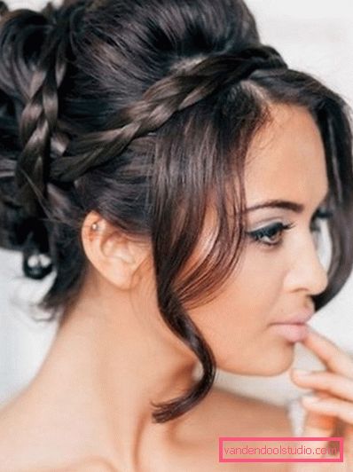 Uzun saçlar için bir tatil için saç modelleri Tatil için güzel ve basit saç modelleri